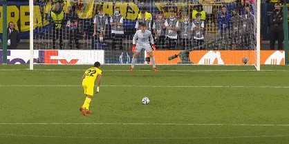 开云平台-【早报】什么？主教练在热身？他扑出俩点球！夺冠了！