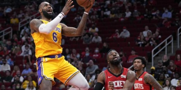 kaiyun-首发中锋詹姆斯为自己骄傲：我可以胜任任何位置