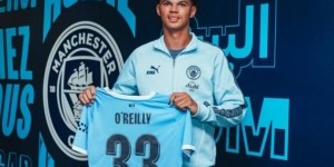 孔帕尼、热苏斯等人穿过！官方：曼城20岁中场奥赖利改穿33号