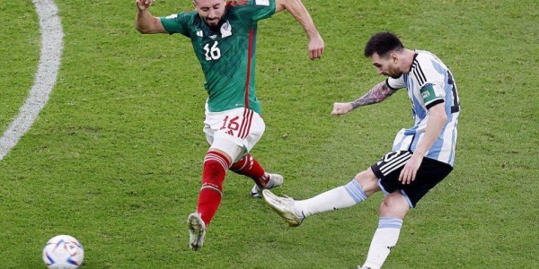 kaiyun-南美21世纪球员排名出炉！梅西第一无悬念 大罗小罗的排名合理吗