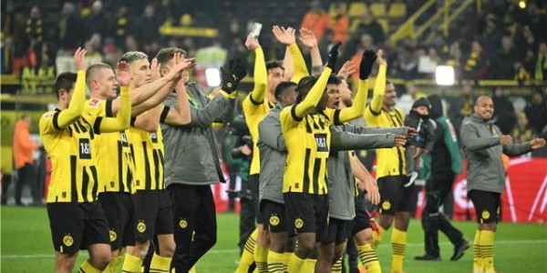 开云app-多特铁漏勺造进球盛宴，阿莱替补预示伤病危局得缓