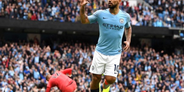 kaiyun-南美21世纪球员排名出炉！梅西第一无悬念 大罗小罗的排名合理吗