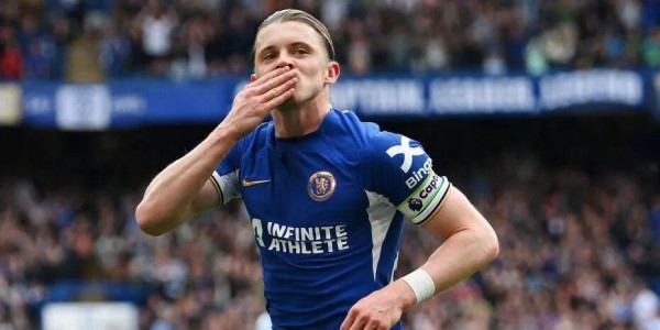 开云平台-曼联夏窗唯一遗憾：中场零补强 曾欲租借加拉格尔