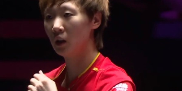 kaiyun-王曼昱3-2早田希娜晋级八强！二四局完美调整，第五局旋转压制！