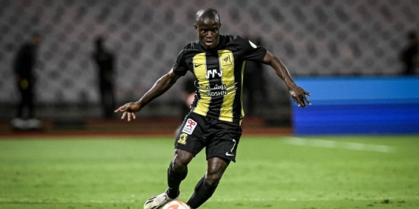 kaiyun-德天空：费内巴切正在追逐坎特，球员愿意降薪加盟